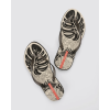 Γυναικείες σαγιονάρες Ipanema με tropical print σε μαύρο και εκρού χρώμα